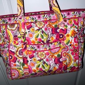 Vera Bradley tote bag